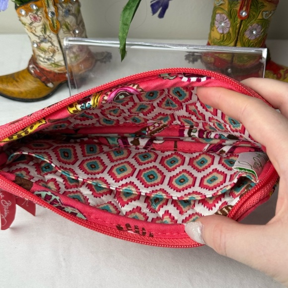NWT Vera Bradley Call Me Coral Wristlet Retired Pattern - Picture 7 of 8